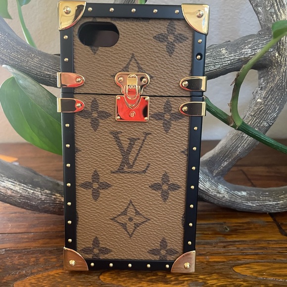 BRAND NEW Louis Vuitton Monogram Petite Malle iPhone Case 7/7S - Picture 4 of 11